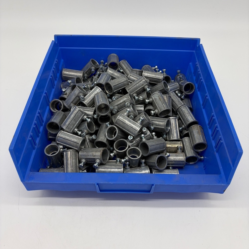Lot of 117 Regal 711 EMT Set Screw Couplings 1/2 Inch Zinc Die Cast Conduit